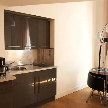 Apartment Azurappart Elegant Centre *